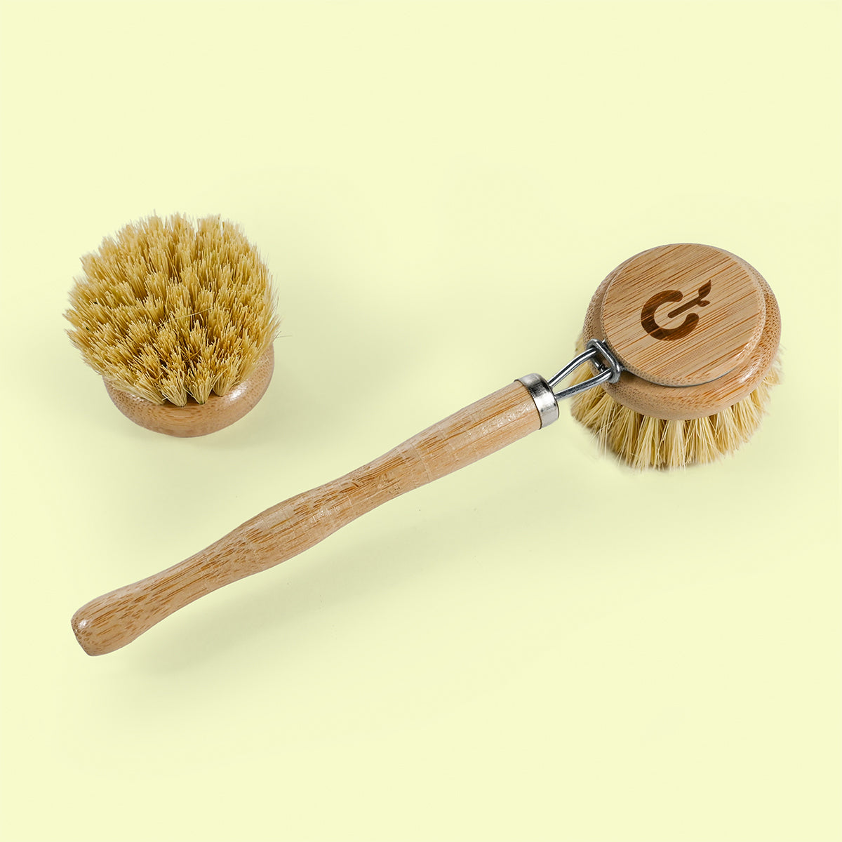 EcoGeek Long-Handle Scrub Brush